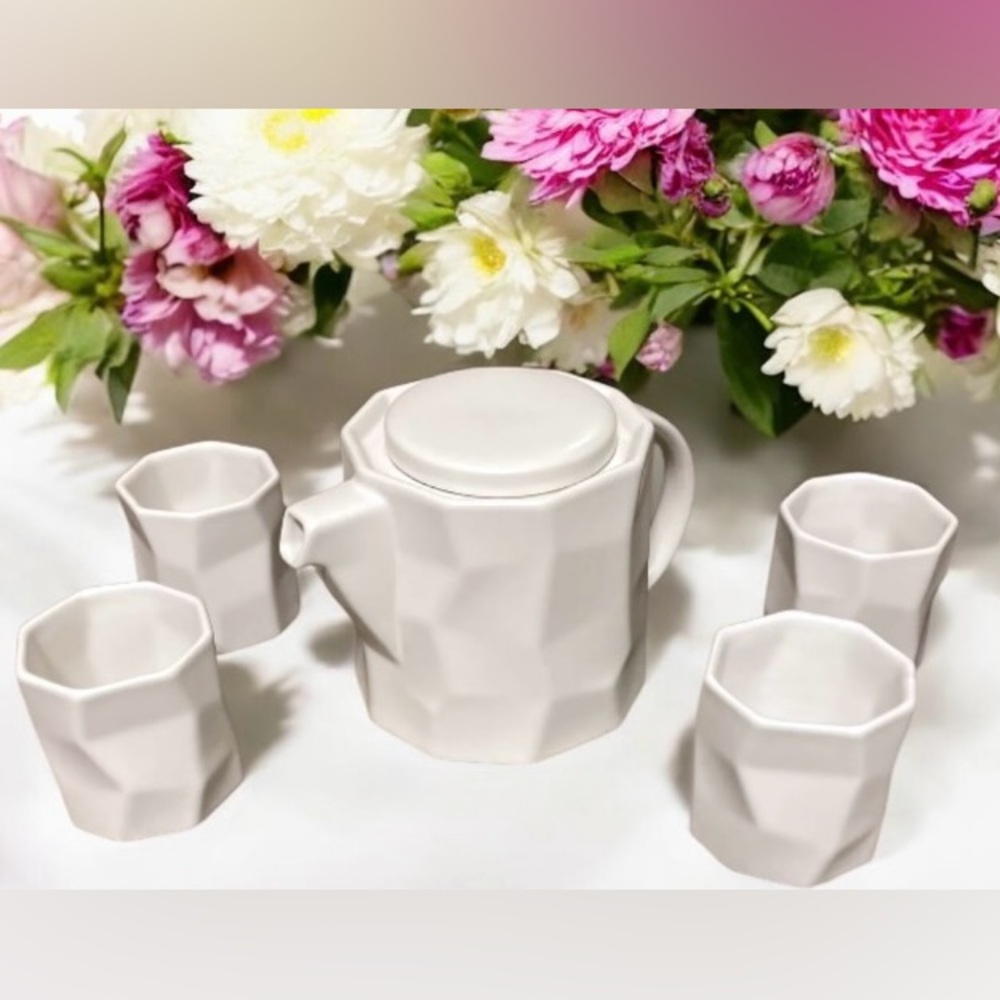 Teavana Tea Set NEW Potter's Mark Teapot with Infuser and 4 Teacups
